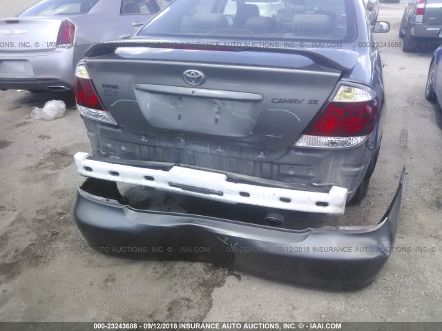 4T1BE32K55U630084 - 2005 TOYOTA CAMRY LE/XLE/SE 灰色 照片 6
