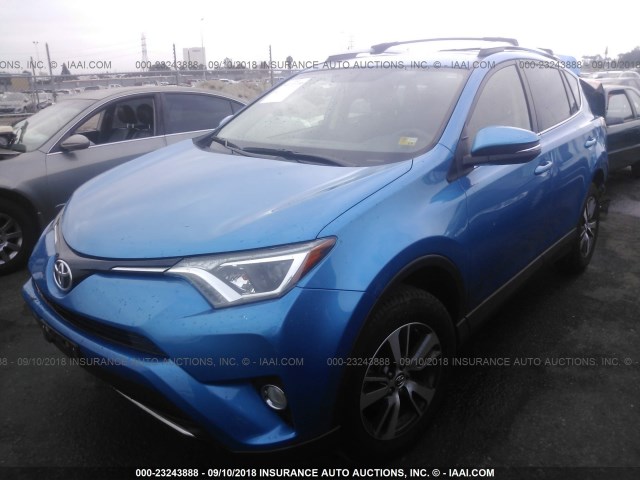 JTMWFREV2GJ082805 - 2016 TOYOTA RAV4 XLE BLUE photo 2