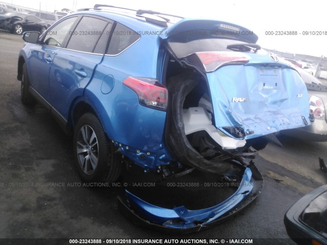 JTMWFREV2GJ082805 - 2016 TOYOTA RAV4 XLE BLUE photo 3