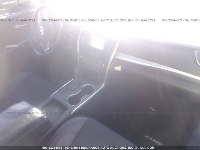 4T1BF1FK9GU238272 - 2016 TOYOTA CAMRY LE/XLE/SE/XSE 银色 照片 5