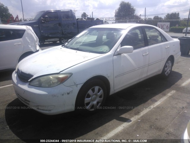 4T1BE32K32U106198 - 2002 TOYOTA CAMRY LE/XLE/SE Ақ фото 2