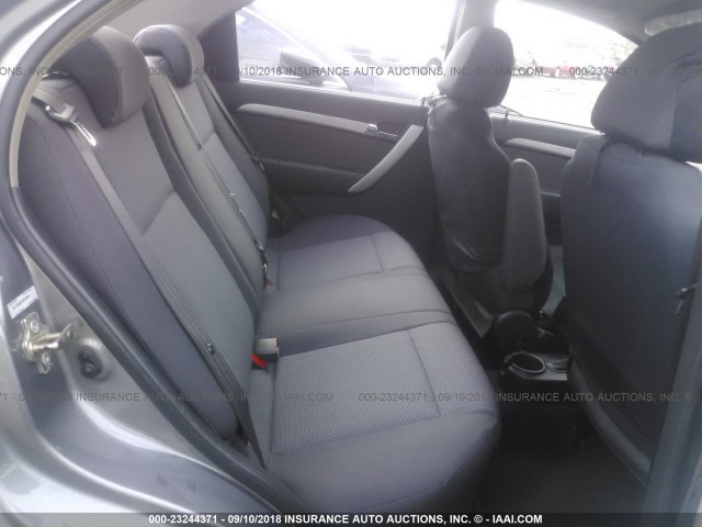 KL1TD5DE1AB108614 - 2010 CHEVROLET AVEO LS/LT Մոխրագույն լուսանկար 8