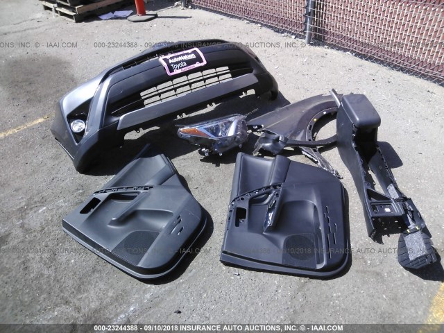 JTMWFREVXJJ725649 - 2018 TOYOTA RAV4 ADVENTURE/XLE ნაცრისფერი ფოტო 6