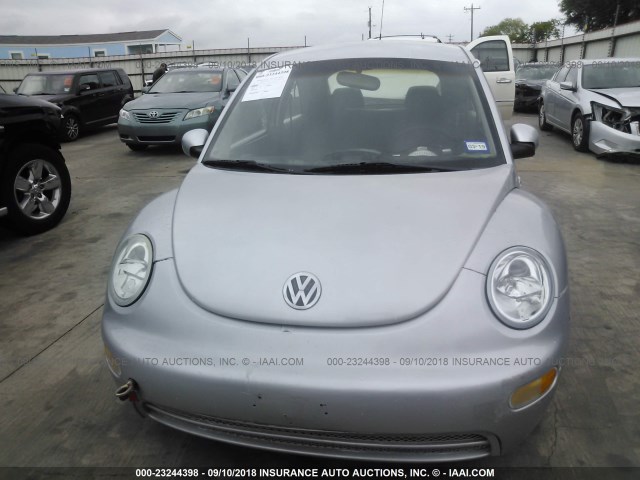 3VWBK21CX3M414036 - 2003 VOLKSWAGEN NEW BEETLE GL 银色 照片 6