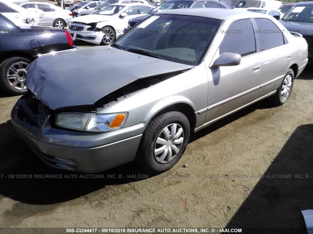 4T1BG22K6WU268448 - 1998 TOYOTA CAMRY CE/LE/XLE GRAY photo 2