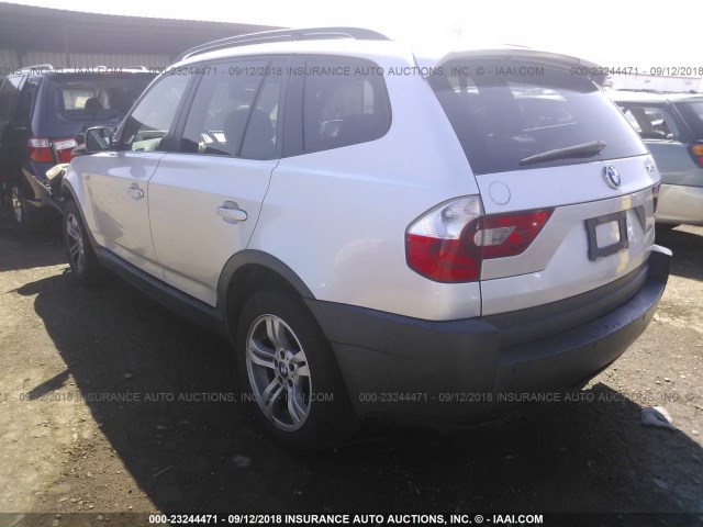 WBXPA93405WD06513 - 2005 BMW X3 3.0I SILVER photo 3