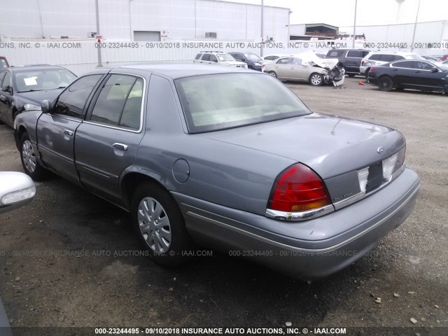 2FAFP73W1YX127650 - 2000 FORD CROWN VICTORIA  GRAY photo 3