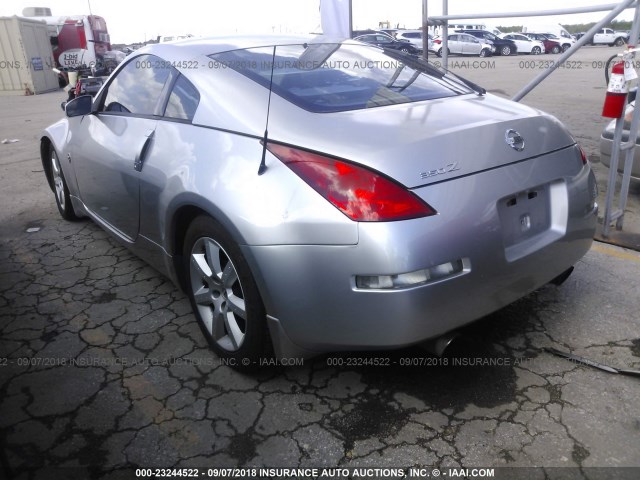 JN1AZ34D65M605281 - 2005 NISSAN 350Z COUPE SILVER photo 3