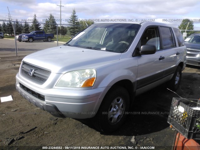 2HKYF181X5H549431 - 2005 HONDA PILOT LX SILVER photo 2