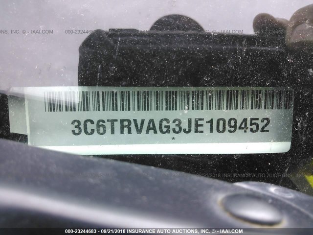 3C6TRVAG3JE109452 - 2018 RAM PROMASTER 1500 1500 STANDARD WHITE photo 9