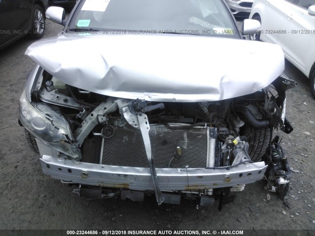 JTKJF5C72B3006868 - 2011 TOYOTA SCION TC 银色 照片 6