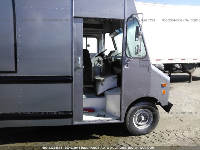 1FCJE39H5MHA60248 - 1991 FORD E350 STEPVAN E350 SILVER photo 5