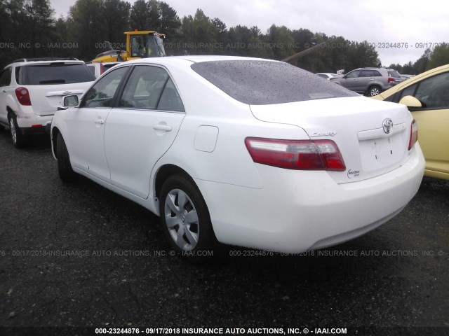 4T1BE46K77U570974 - 2007 TOYOTA CAMRY NEW GENERAT CE/LE/XLE/SE WHITE photo 3