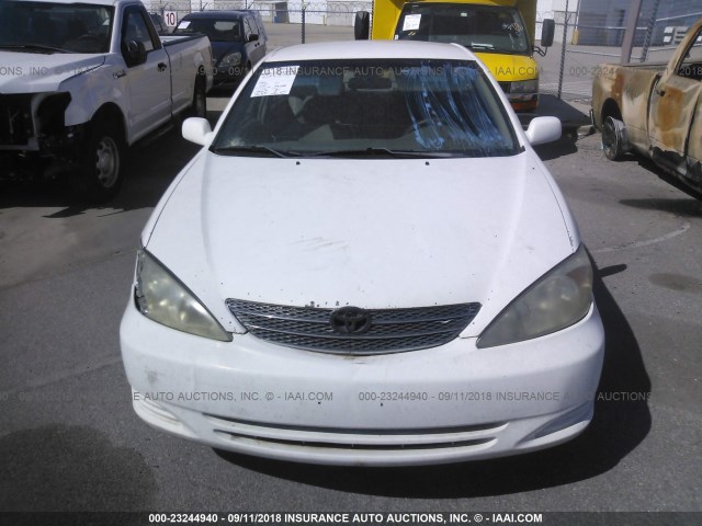 4T1BE32K82U080505 - 2002 TOYOTA CAMRY LE/XLE/SE Ağ foto 6