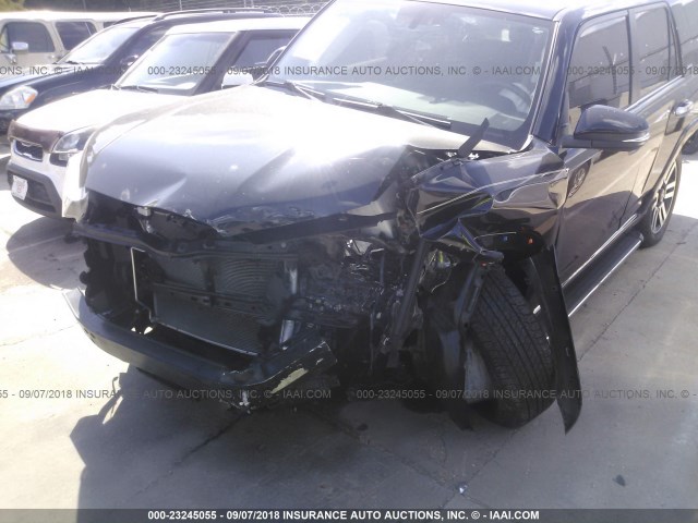 JTEBU5JR5G5391792 - 2016 TOYOTA 4RUNNER SR5 PREM/LTDL/TRAIL/TRD შავი ფოტო 6