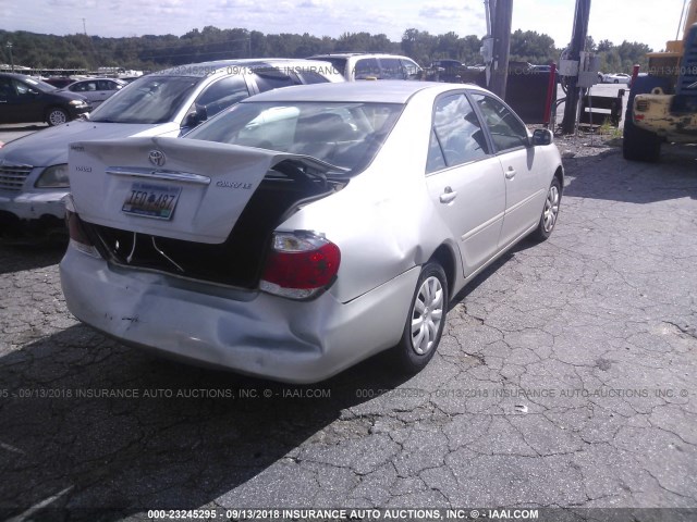 4T1BE32K65U002552 - 2005 TOYOTA CAMRY LE/XLE/SE Күміс фото 4