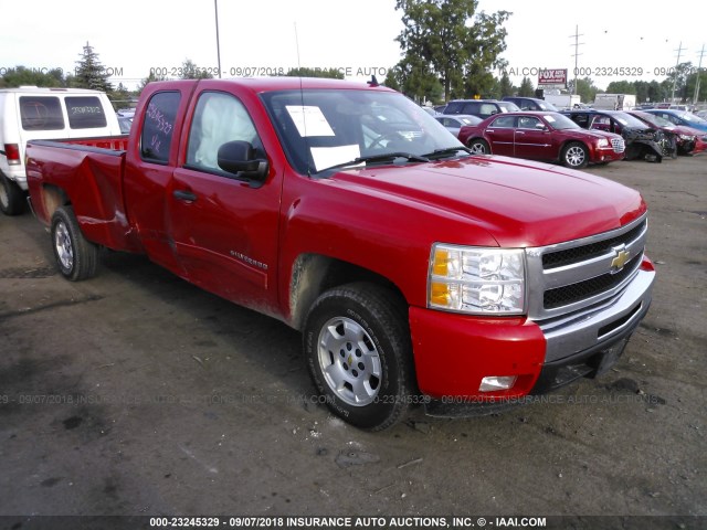 1GCRCSE03BZ119436 - 2011 CHEVROLET SILVERADO C1500 LT RED photo 1