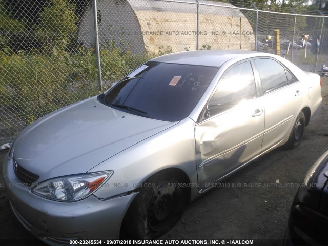 4T1BE30K93U699814 - 2003 TOYOTA CAMRY LE/XLE/SE Күміс фото 2