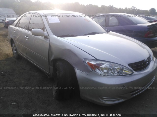 4T1BE30K93U699814 - 2003 TOYOTA CAMRY LE/XLE/SE Күміс фото 6