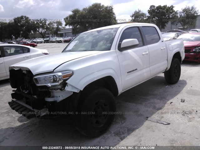3TMAZ5CN8GM015089 - 2016 TOYOTA TACOMA DBL CAB/SR5/TRD SPORT/OR WHITE photo 2