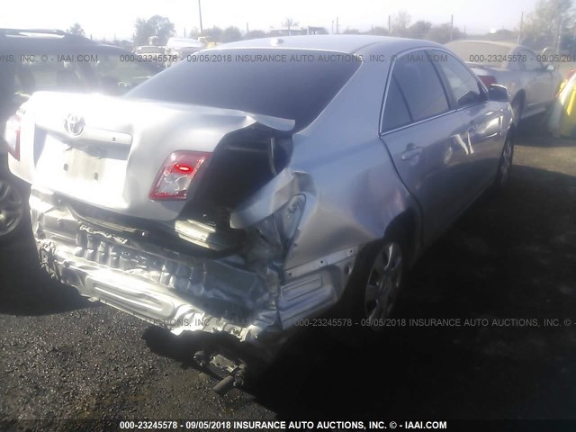 4T1BF3EK6AU112634 - 2010 TOYOTA CAMRY SE/LE/XLE SILVER photo 4