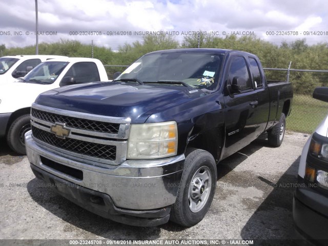 1GC2CVCG1BZ322019 - 2011 CHEVROLET SILVERADO C2500 HEAVY DUTY BLUE photo 2