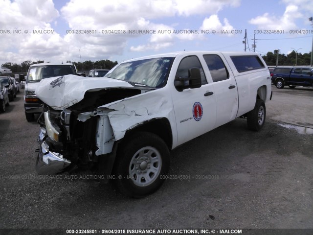 1GCHKZCG2CF108355 - 2012 CHEVROLET SILVERADO K3500 WHITE photo 2