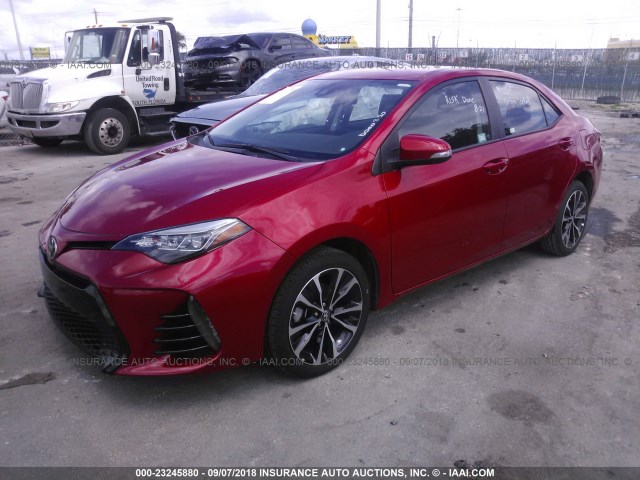 5YFBURHE0HP627641 - 2017 TOYOTA COROLLA L/LE/XLE/SE/XSE RED photo 2