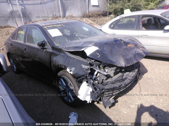 4T1BF1FK3FU048563 - 2015 TOYOTA CAMRY LE/XLE/SE/XSE BLACK photo 1