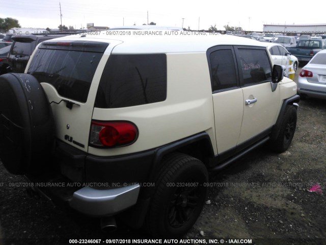 JTEBU11F48K002092 - 2008 TOYOTA FJ CRUISER TAN photo 4