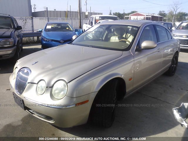 SAJWA01TX5FN26495 - 2005 JAGUAR S-TYPE GOLD photo 2