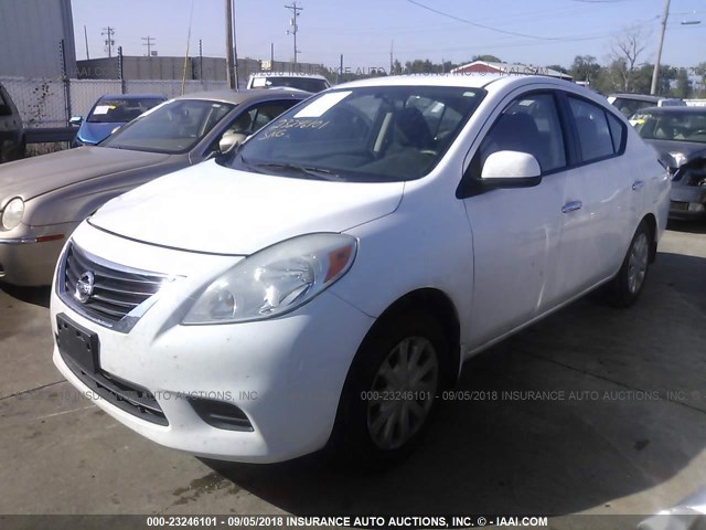 3N1CN7AP9CL894965 - 2012 NISSAN VERSA S/SV/SL WHITE photo 2