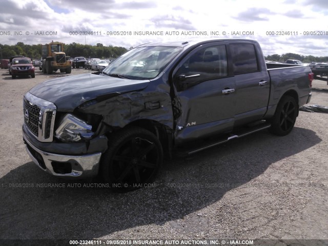 1N6AA1E60HN545079 - 2017 NISSAN TITAN SV/SL/PLATINUM RESERVE GRAY photo 2