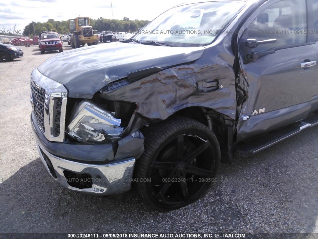 1N6AA1E60HN545079 - 2017 NISSAN TITAN SV/SL/PLATINUM RESERVE GRAY photo 6