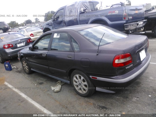 YV1VS2556YF510663 - 2000 VOLVO S40 GRAY photo 3