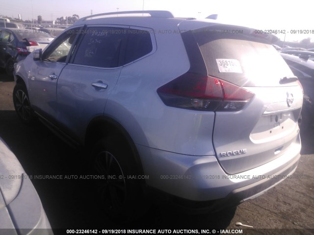 5N1AT2MV0JC742925 - 2018 NISSAN ROGUE SV/SL SILVER photo 3