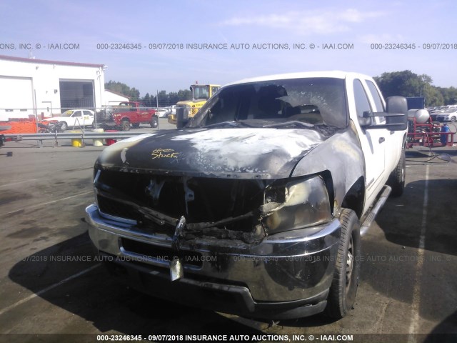 1GC1CVCG0BF131995 - 2011 CHEVROLET SILVERADO C2500 HEAVY DUTY WHITE photo 6