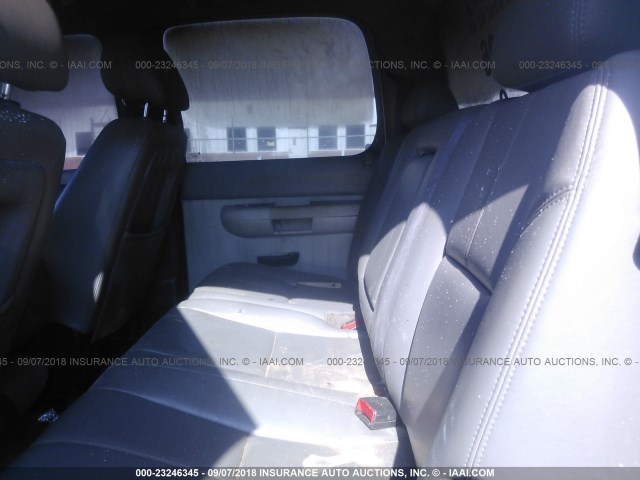 1GC1CVCG0BF131995 - 2011 CHEVROLET SILVERADO C2500 HEAVY DUTY WHITE photo 8