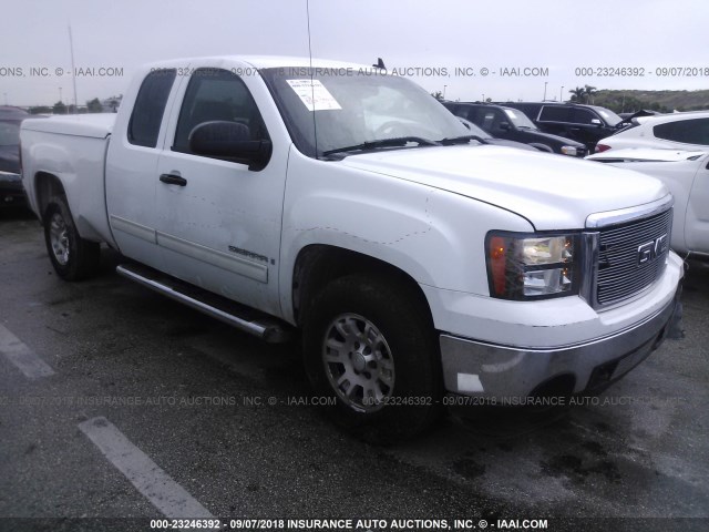 1GTEC19J08Z176021 - 2008 GMC SIERRA C1500 WHITE photo 1