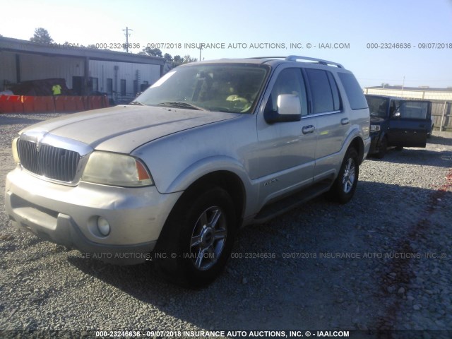 5LMEU88H64ZJ13092 - 2004 LINCOLN AVIATOR 银色 照片 2