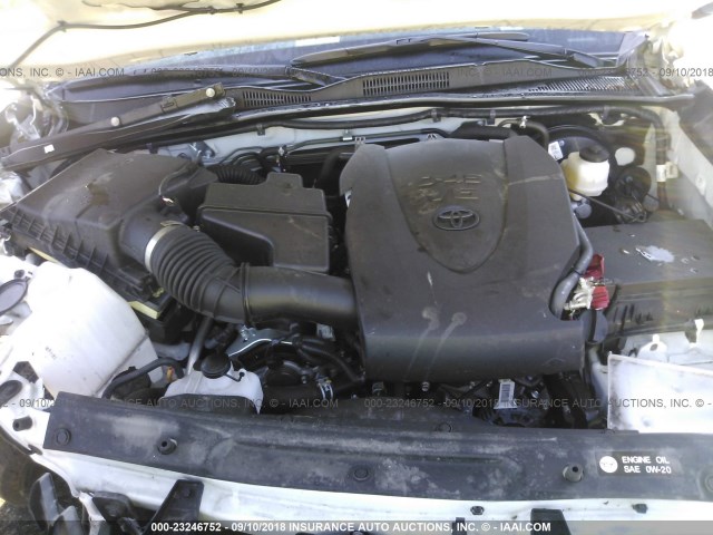 5TFCZ5AN3HX120467 - 2017 TOYOTA TACOMA DOUBLE CAB/SR/SR5/TRD SPO WHITE photo 10