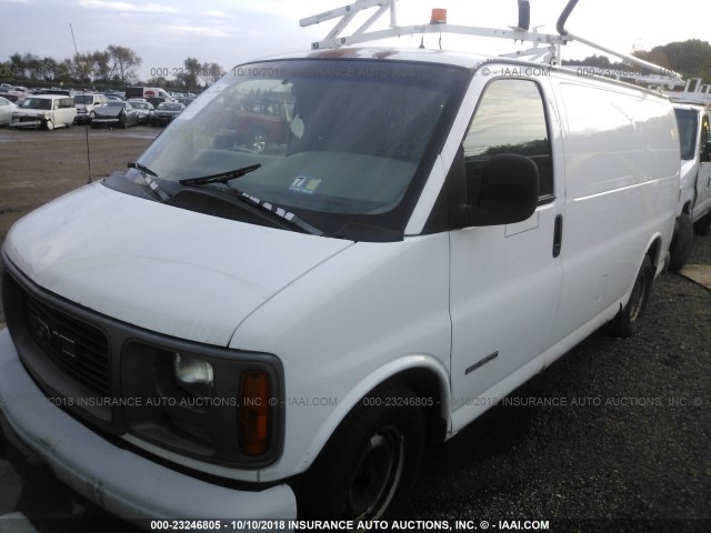 1GTFG15W9W1103042 - 1998 GMC SAVANA G1500 WHITE photo 2