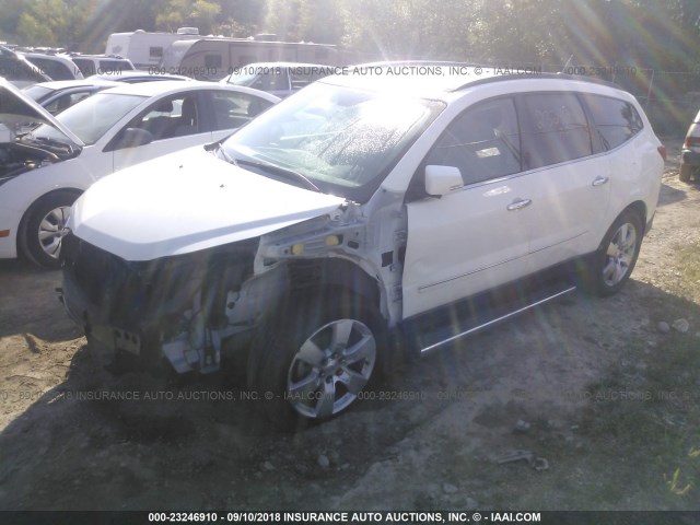 1GNLVHED4AJ230717 - 2010 CHEVROLET TRAVERSE LTZ WHITE photo 2