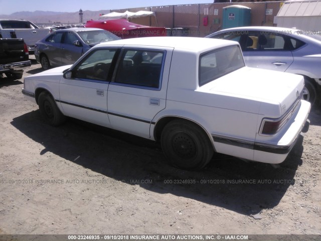 1B3XC4638PD191069 - 1993 DODGE DYNASTY WHITE photo 3