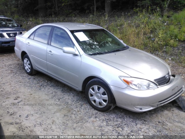 4T1BE32K93U647127 - 2003 TOYOTA CAMRY LE/XLE/SE Gümüş foto 1