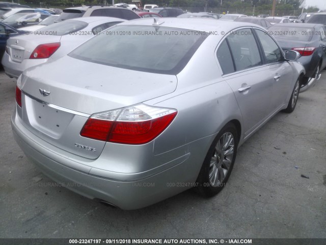 KMHGC46E09U051256 - 2009 HYUNDAI GENESIS 3.8L SILVER photo 4