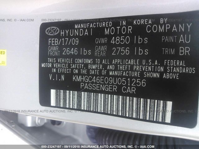 KMHGC46E09U051256 - 2009 HYUNDAI GENESIS 3.8L SILVER photo 9