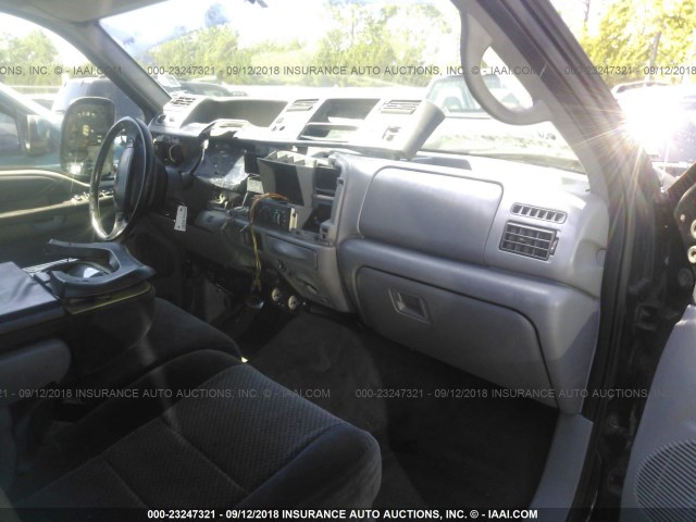 1FTWW32F22EA50822 - 2002 FORD F350 BLACK photo 5