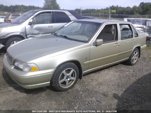 YV1LT56D5X2579443 - 1999 VOLVO S70 GREEN photo 2