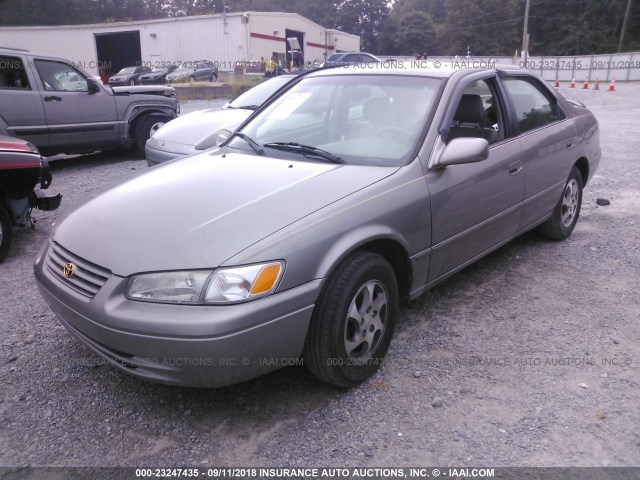 4T1BG22K0VU170241 - 1997 TOYOTA CAMRY CE/LE/XLE ნაცრისფერი ფოტო 2